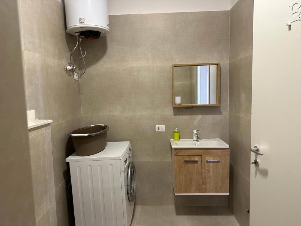 Thyamis Apartment Tirana Exterior photo